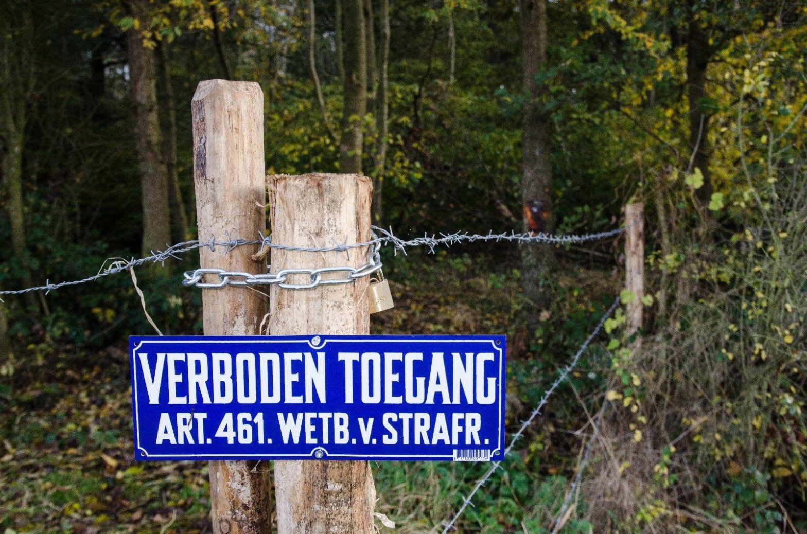 VDL Nedcar heeft het bos afgesloten voor publiek